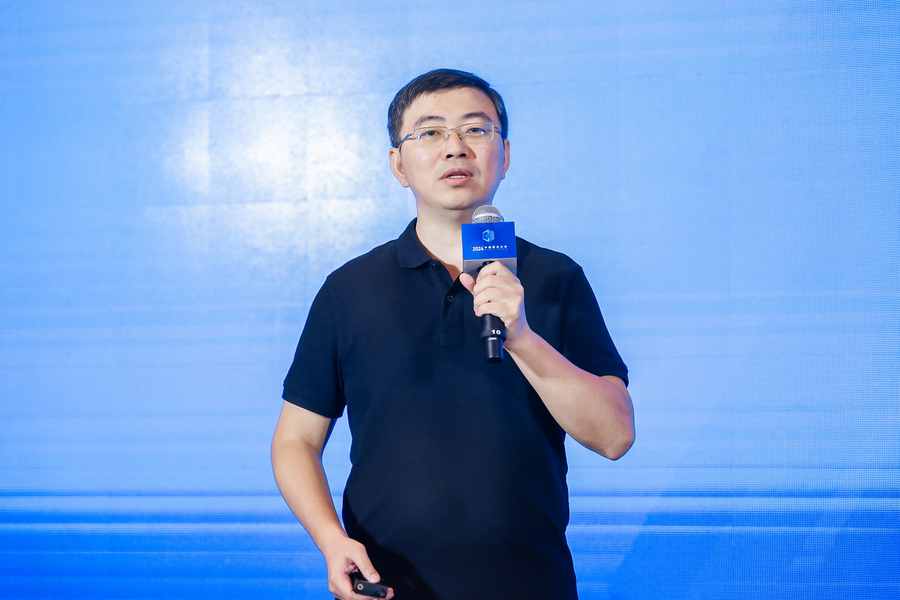 强技术、固生态、广应用:产学研用携手添彩2024中国算力大会插图3 《强技术、固生态、广应用:产学研用携手添彩2024中国算力大会》